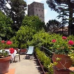 Vittoria 4*