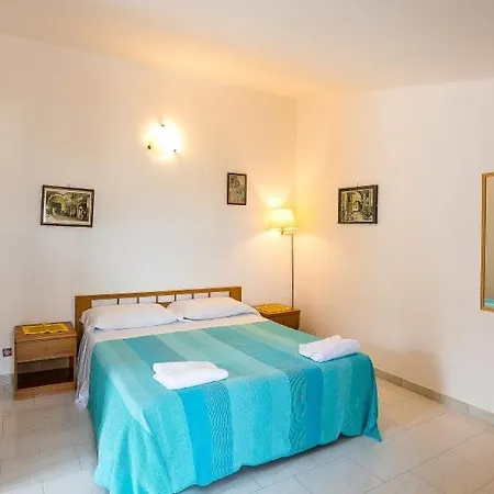 Vittoria 4*