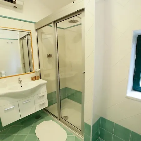 Ξενοδοχείο με διαμερίσματα Vittoria Ραβέλλο